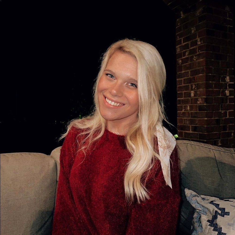 Meet your Posher, Abby